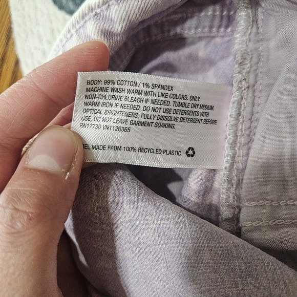 Universal Thread Lavender Jean Shorts - Picture 9 of 10